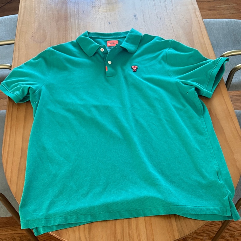 NWOT Nike Masters Green Polo with Tiger Logo - size L